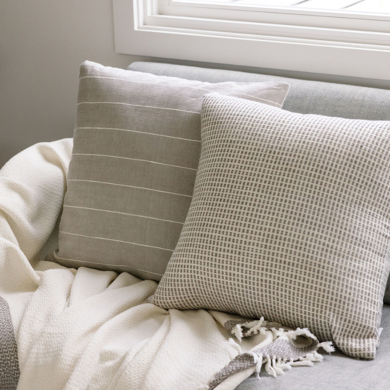 Handgeweven Akobo kussenhoes - 100% katoen